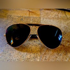 Ralph Lauren sunglasses  unisex. no case